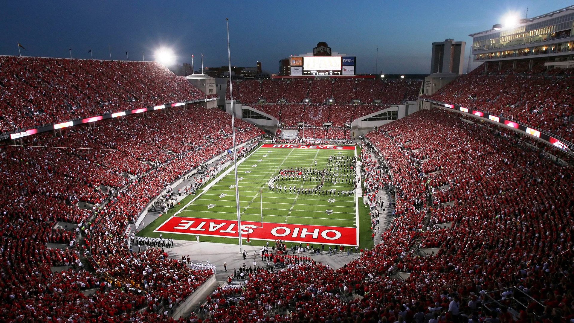 利刃出鞘，曼城攻坚之夜，凯恩用行动撕碎软脚蟹标签