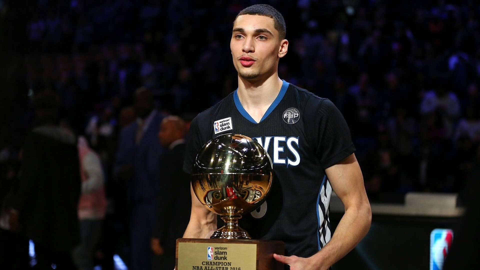 开云体育app-冰与火的对决！霍勒迪关键回合化身冷血杀手，爵士险胜热火诠释何为大心脏