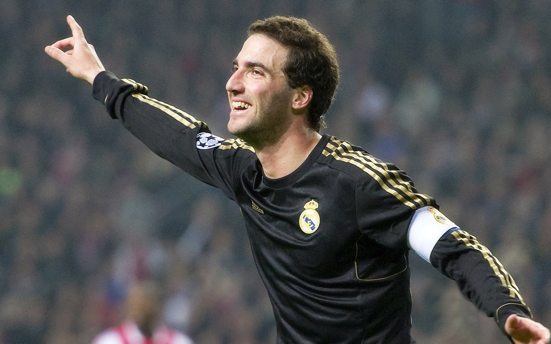 欧冠决赛之夜,迪巴拉的魔法时刻,如何成为冠军归属的终极胜负手?